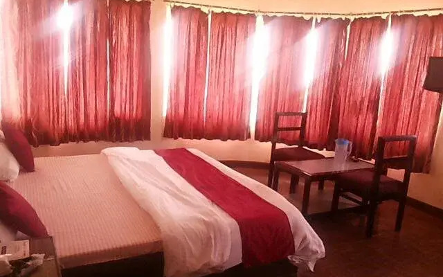 Hotel Mussoorie Midview