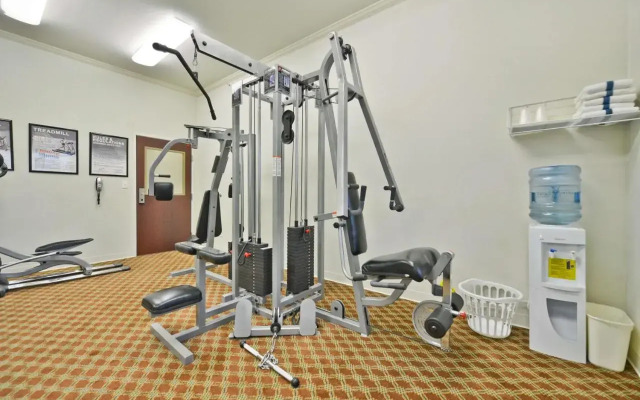 Best Western Limestone Inn & Suites