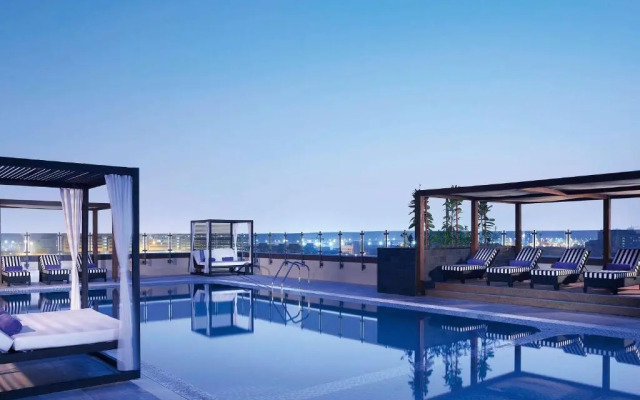 Pullman Dubai Creek City Centre Hotel