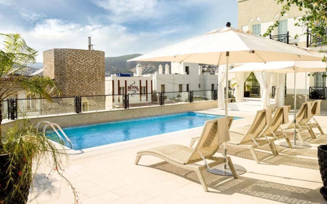 Ena Boutique Hotel & Residences