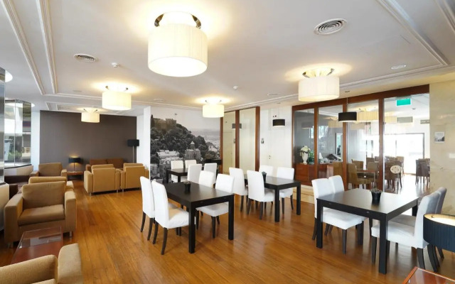 Legendary Lisboa Suites