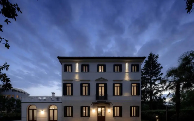 The Foscarini