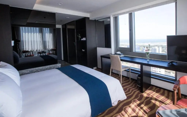 Gloucester Hotel and Resorts