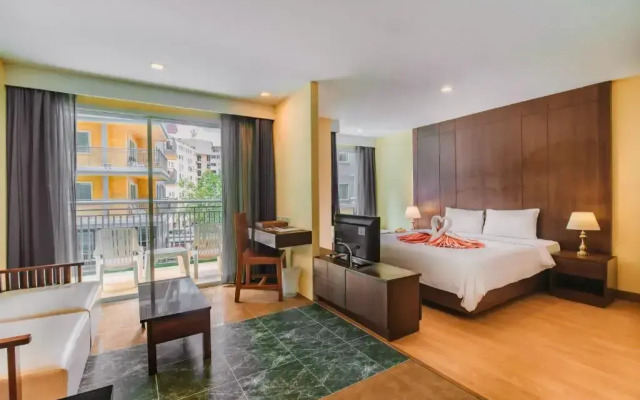 Elite Suites Patong Hotel