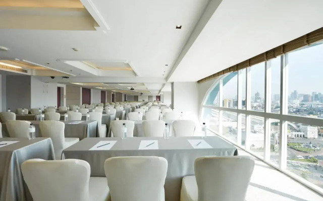 The Quarter Hualamphong Hotel by UHG