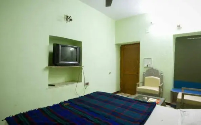 Hotel Vande Mataram