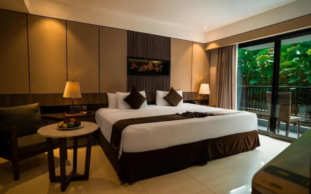 Отель The Nest Hotel Nusa Dua