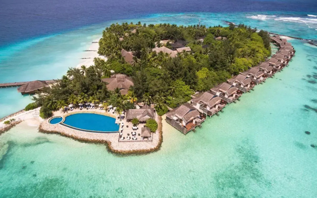 Taj Coral Reef Resort & Spa