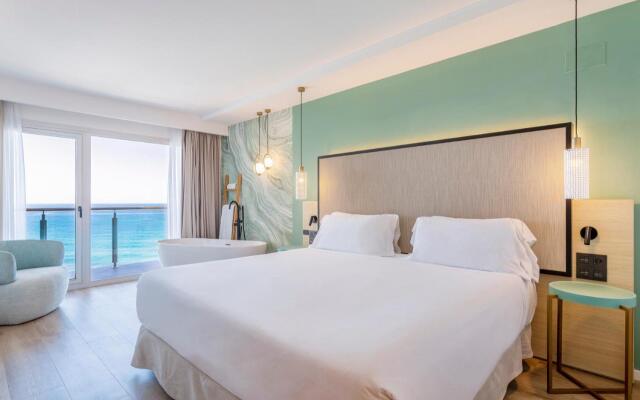 Suites del Mar by Melia Hotel 