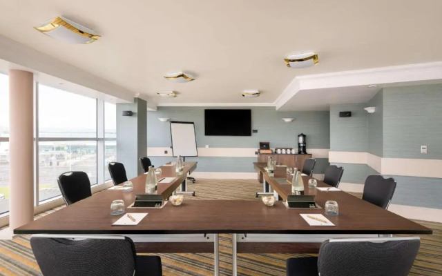 DoubleTree by Hilton Hotel Newcastle International Airport