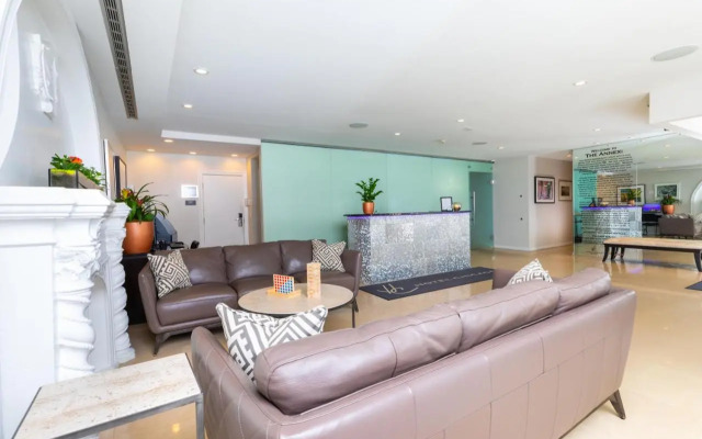 Hotel Chicago West Loop, SureStay Collection by Best Western