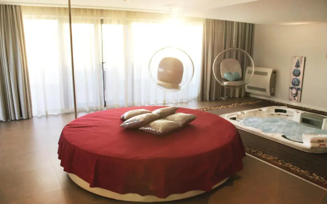 Motel Seven
