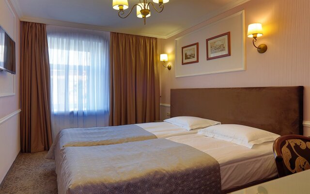 Staryij Gorod Hotel