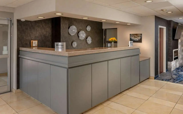 Best Western Plus Hotel Beckley Inn