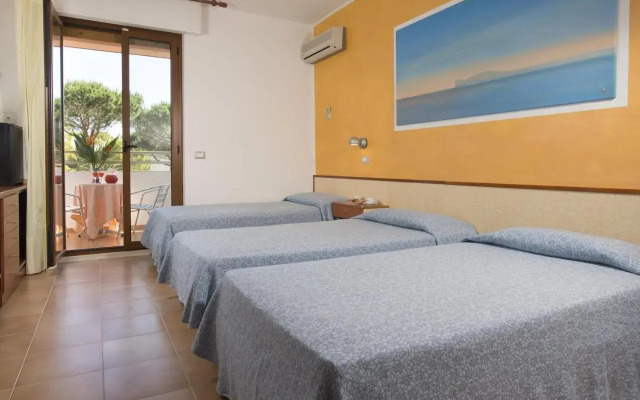 Hotel Oasis