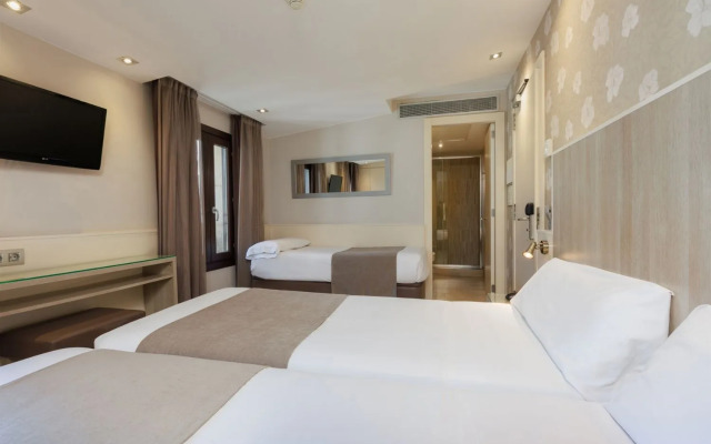 Hotel Santa Marta
