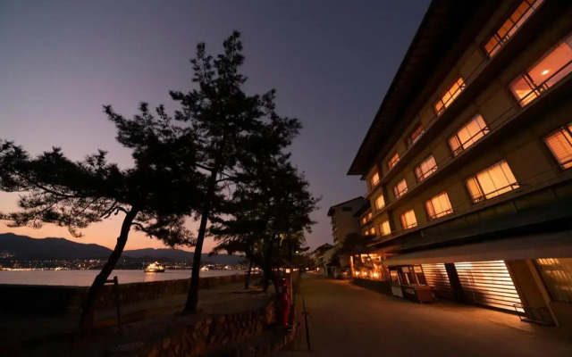 Hotel Miyarikyu
