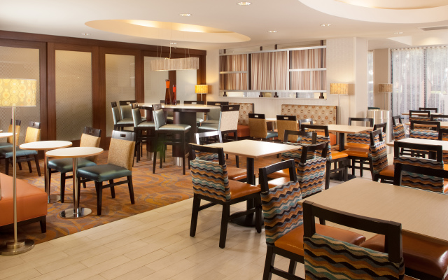 Hampton Inn Orlando-International Airport