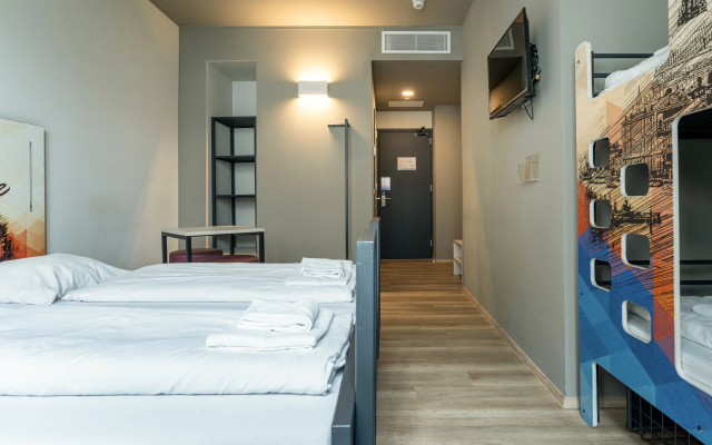 Отель a&o Hostel Venezia Mestre