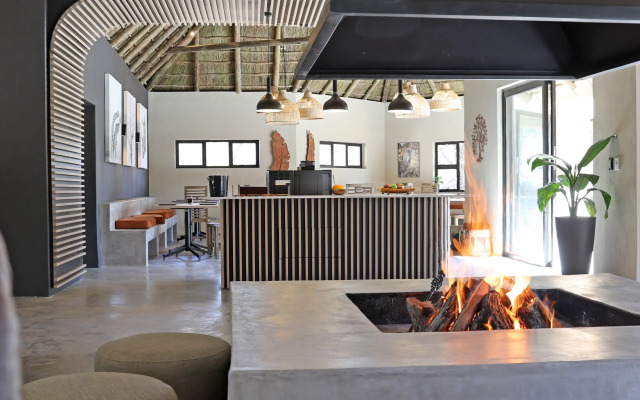 Mziki Safari Lodge