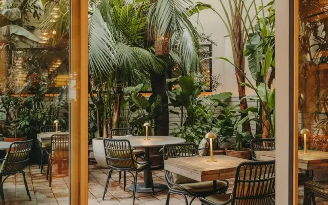 Pulitzer Hotel