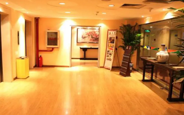 Beijing City Central Youth Hotel