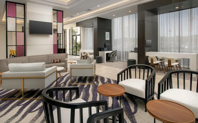 Crowne Plaza San Antonio Airport by IHG