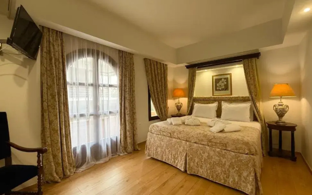 Great Greece Le Convivial Suites