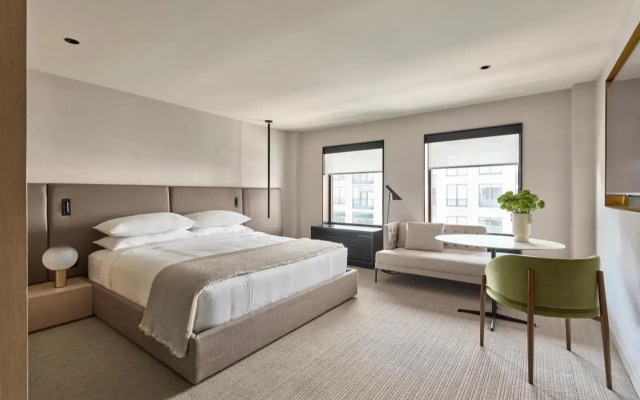 Hotel AKA Alexandria