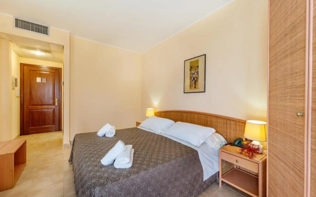 Rina Hotel