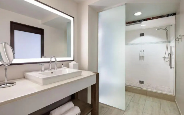 Hotel Tonnelle New Orleans, A Tribute Portfolio Hotel By Marriott