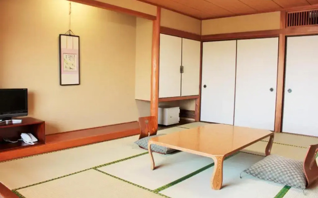 Miyajima Seaside Hotel