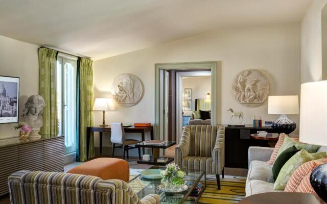 De Russie Hotel