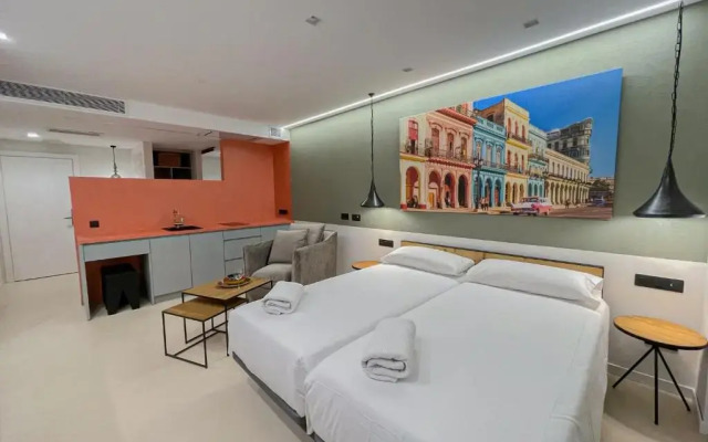 Gran Marina Suites