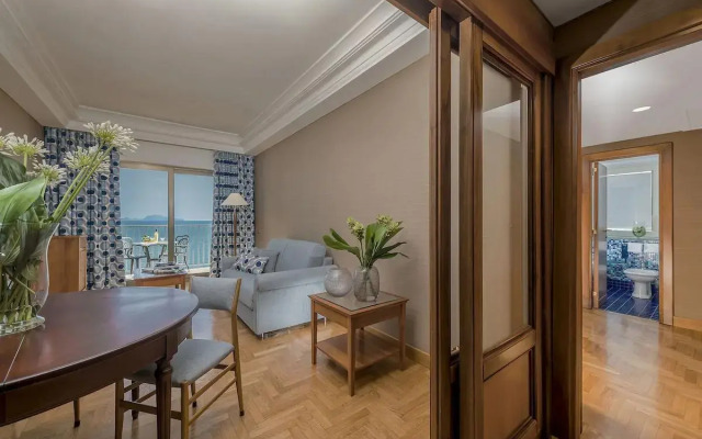 Royal Continental Hotel Naples