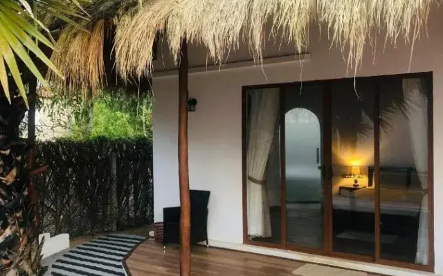 The Blue Lagoon Resort  Kalpitiya