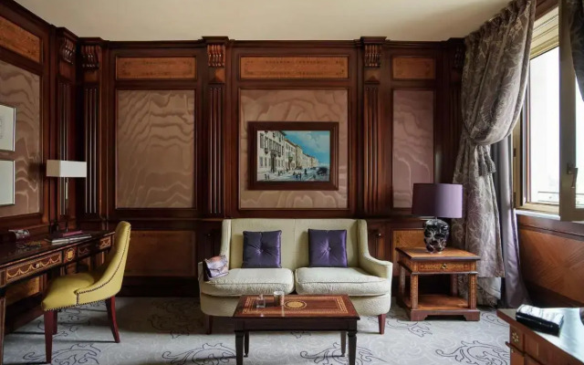 Principe Di Savoia Hotel