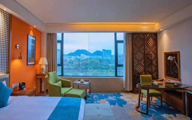 Wan Tsui Tong Riverside Hotel