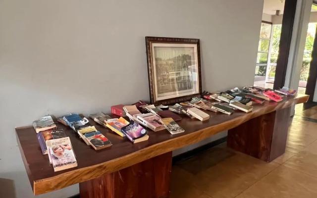 Lagoon Paradise Beach Resort