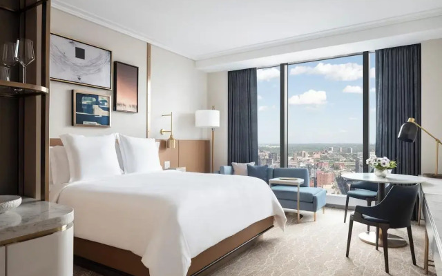Four Seasons Minneapolis Hotel
