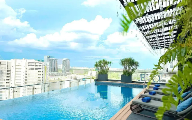 Kin Hotel Thi Sach