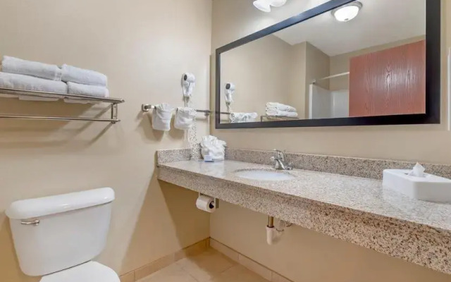 Red Roof Inn Charlestown