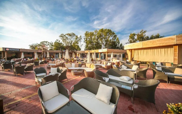 Eftalia Marin Resort Hotel