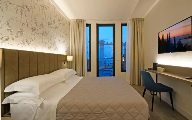 Hotel Du Lac Gardone Riviera