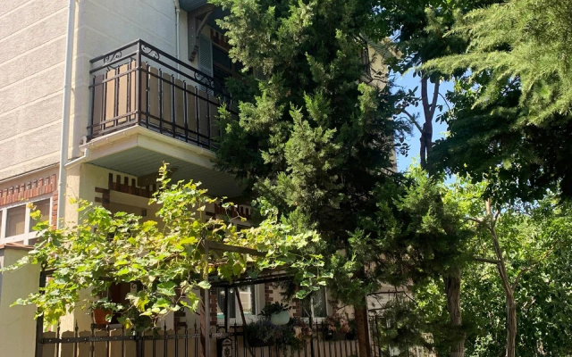 Guest House on Primorskaya 33