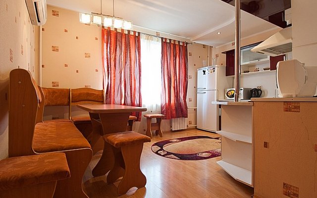 Na Ulitse Kosareva Apartments