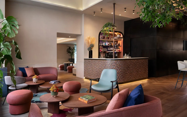 The Spring House Hotel Rome Vatican, Tapestry Collection by Hilton
