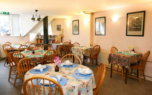 Van Onna Hotel