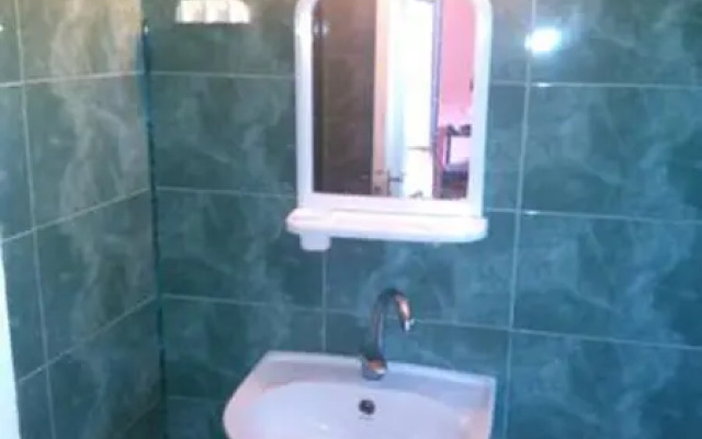 Badri Guest House