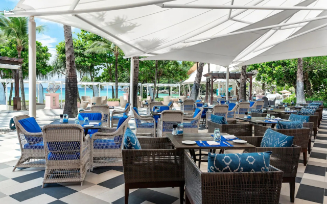 Отель Centara Grand Beach Resort Phuket 